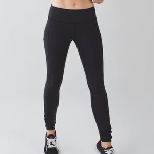 Lululemon Speed Tight III (Mesh)
Black